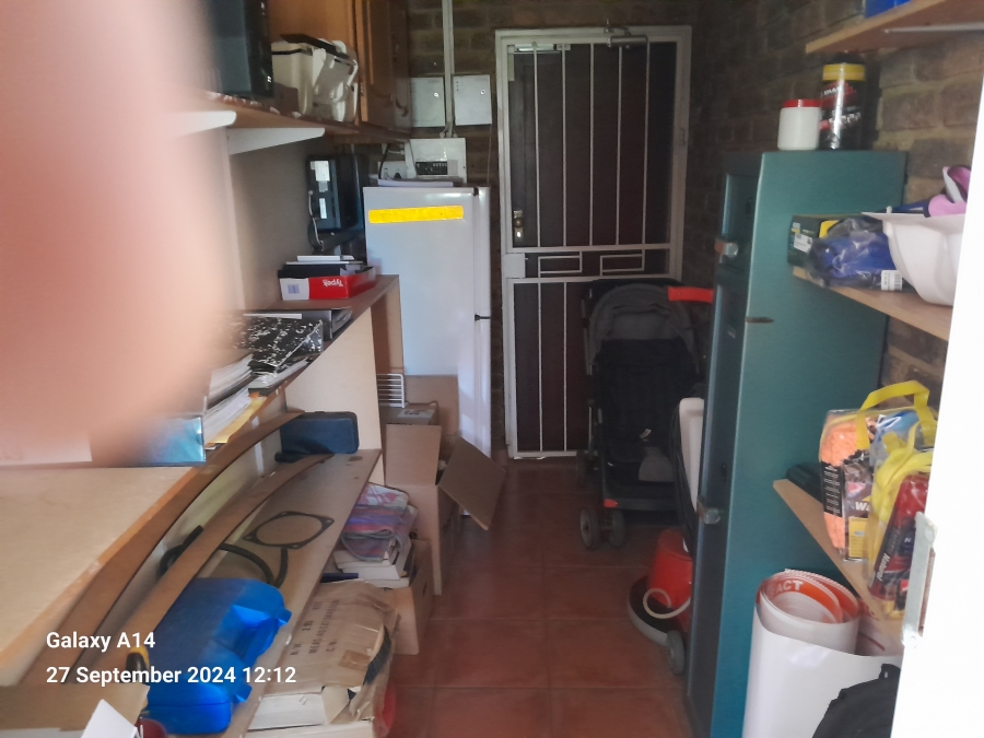 4 Bedroom Property for Sale in Waterval S H North West